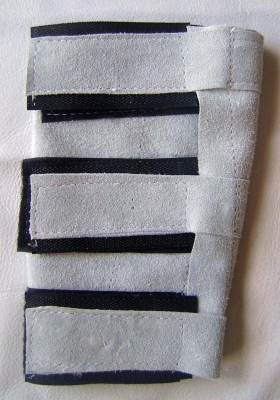 Manga em Raspa com Fecho em Velcro – Modelo 1